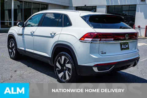 More photos of 2025 Volkswagen Atlas Cross Sport 2.0T SE w/Technology at ALM Kennesaw, GA