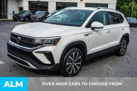 Another view of 2024 Volkswagen Taos 1.5T SE for sale in Kennesaw, GA at ALM Kennesaw