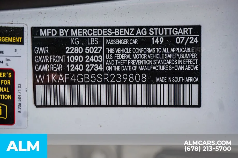 2025 Mercedes-Benz C-Class Sedan C 300 - Photo 61