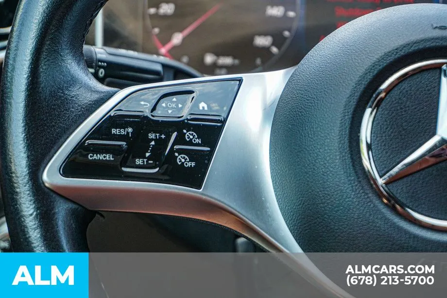 2025 Mercedes-Benz C-Class Sedan C 300 - Photo 28