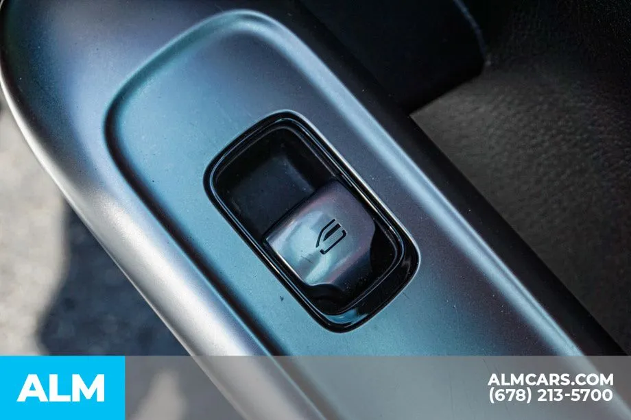 2025 Mercedes-Benz C-Class Sedan C 300 - Photo 59