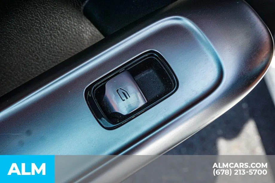 2025 Mercedes-Benz C-Class Sedan C 300 - Photo 54