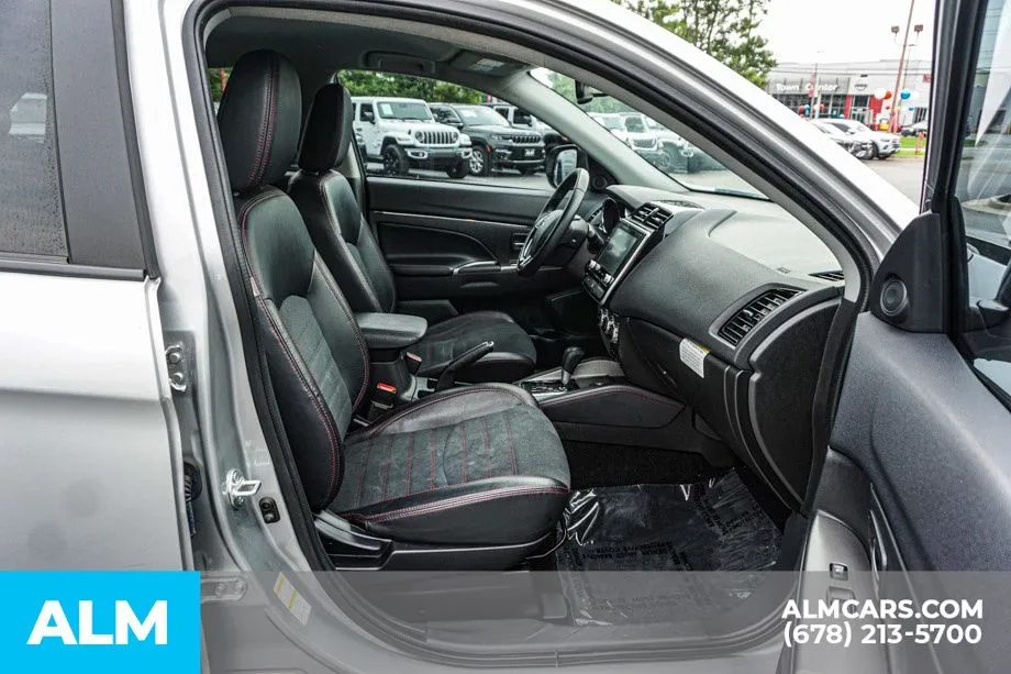 2024 Mitsubishi Outlander Sport S - Photo 23