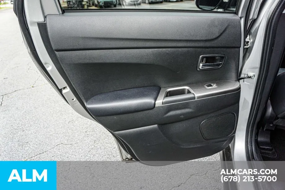 2024 Mitsubishi Outlander Sport S - Photo 50