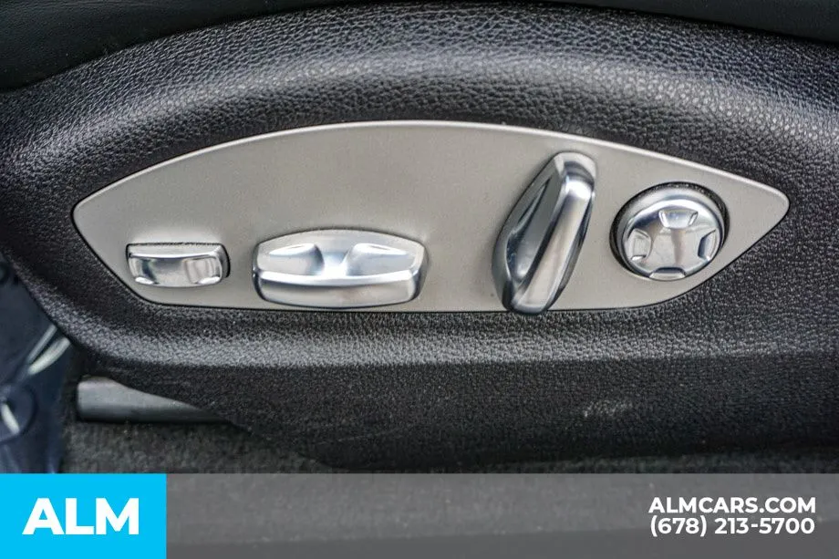 2022 Porsche Macan Base - Photo 51