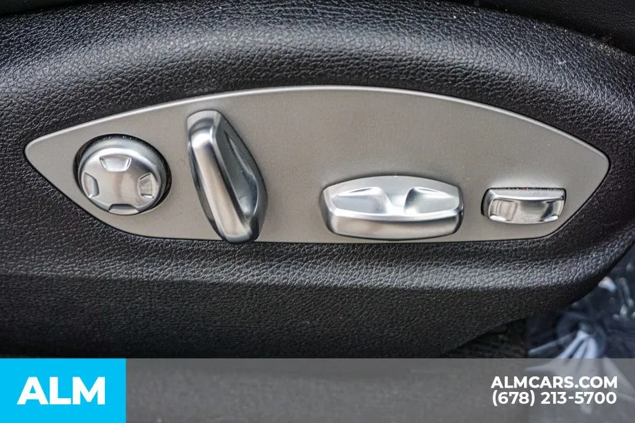 2022 Porsche Macan Base - Photo 56