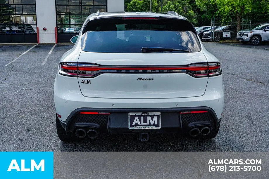 2022 Porsche Macan Base - Photo 11