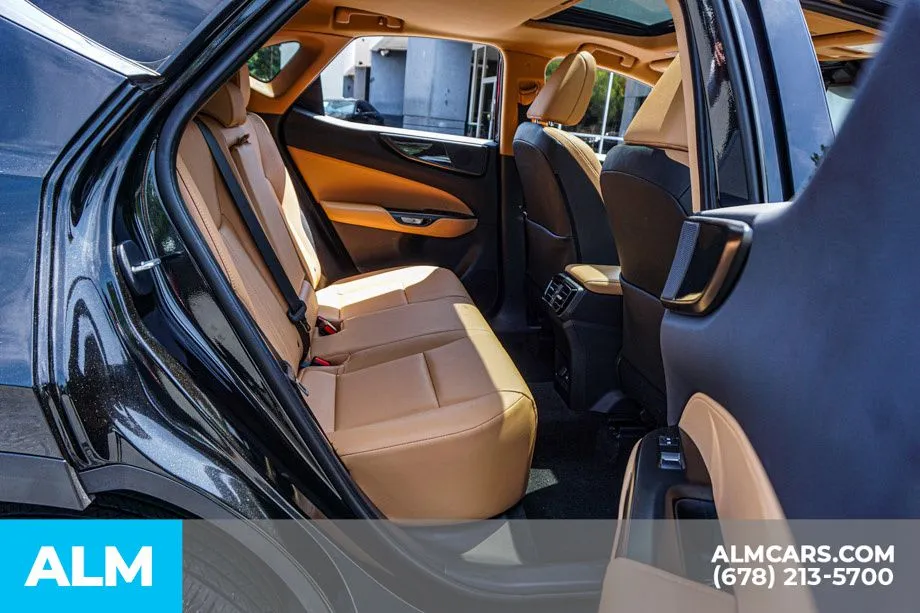 2025 Lexus NX 250 - Photo 22