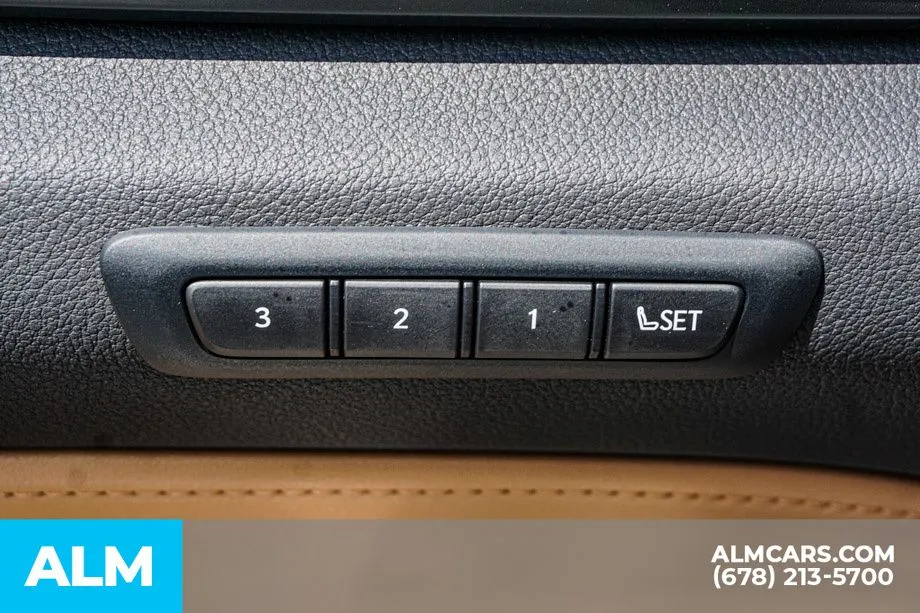 2025 Lexus NX 250 - Photo 49