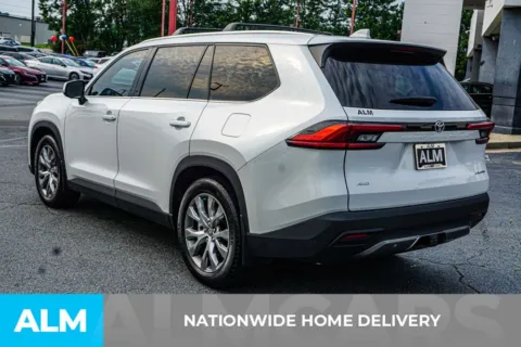More photos of 2024 Toyota Grand Highlander XLE at ALM Kennesaw, GA