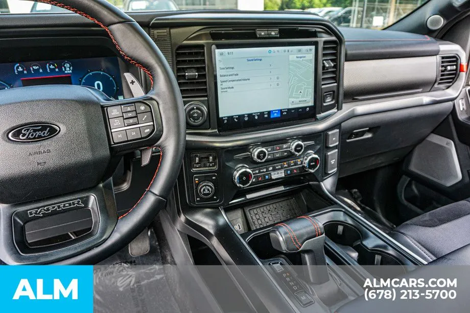 2025 Ford F-150 Raptor - Photo 31