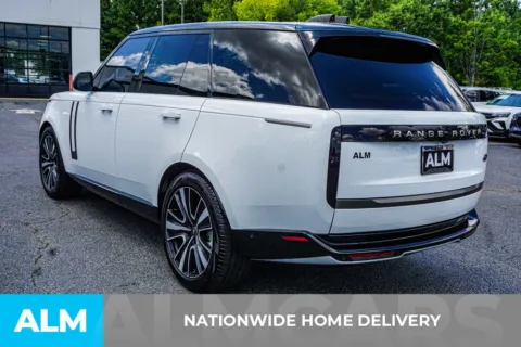 More photos of 2023 Land Rover Range Rover SE at ALM Kennesaw, GA
