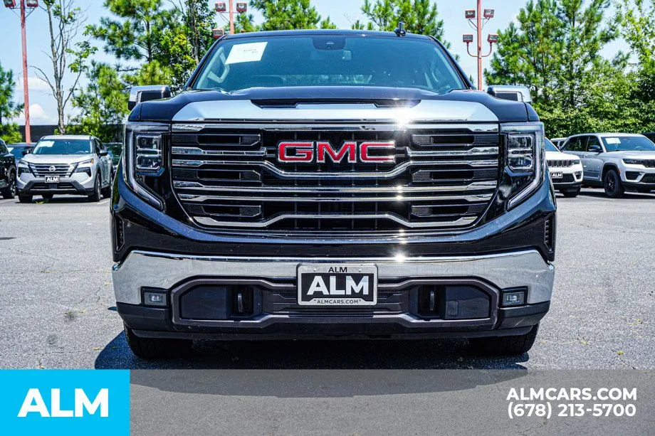 2025 GMC Sierra 1500 SLT - Photo 9