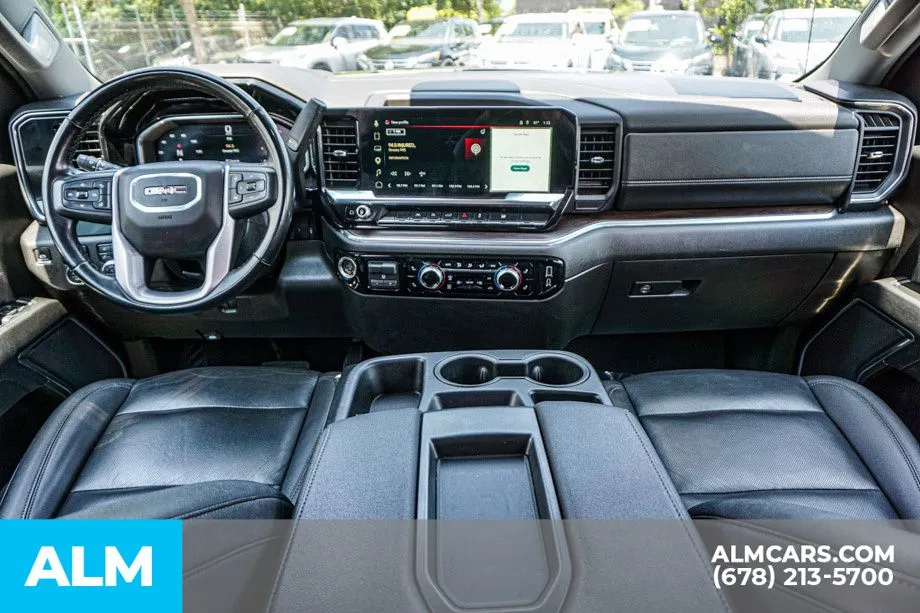 2025 GMC Sierra 1500 SLT - Photo 24