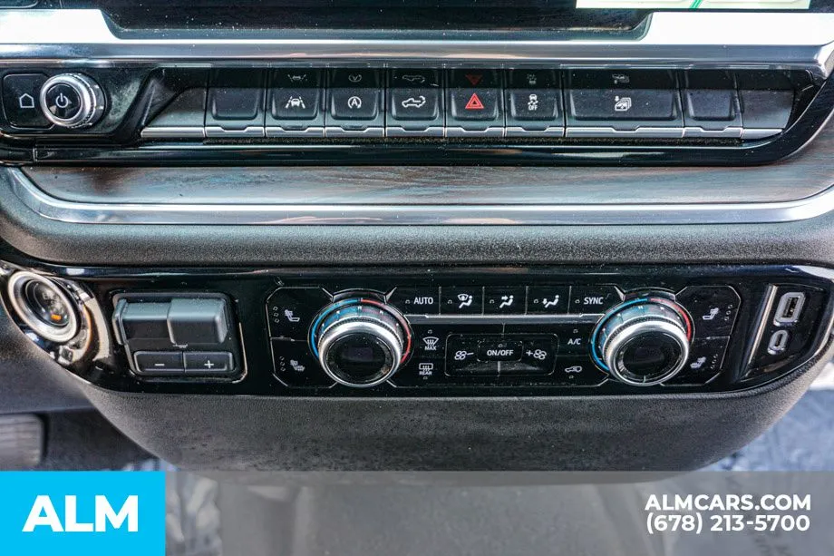 2025 GMC Sierra 1500 SLT - Photo 41