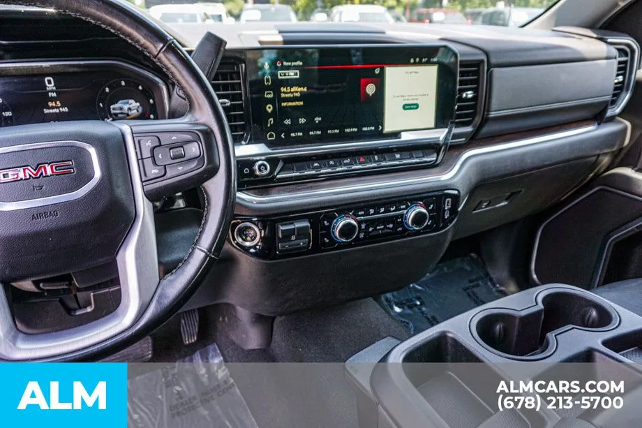 2025 GMC Sierra 1500 SLT - Photo 31