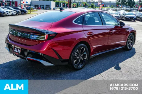 More photos of 2024 Hyundai Sonata SEL at ALM Kennesaw, GA