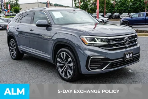 Another view of 2022 Volkswagen Atlas Cross Sport 3.6L V6 SEL Premium R-Line for sale in Kennesaw, GA at ALM Kennesaw
