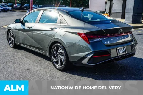 More photos of 2025 Hyundai Elantra SEL Convenience at ALM Kennesaw, GA