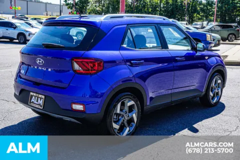 More photos of 2025 Hyundai Venue SEL at ALM Kennesaw, GA