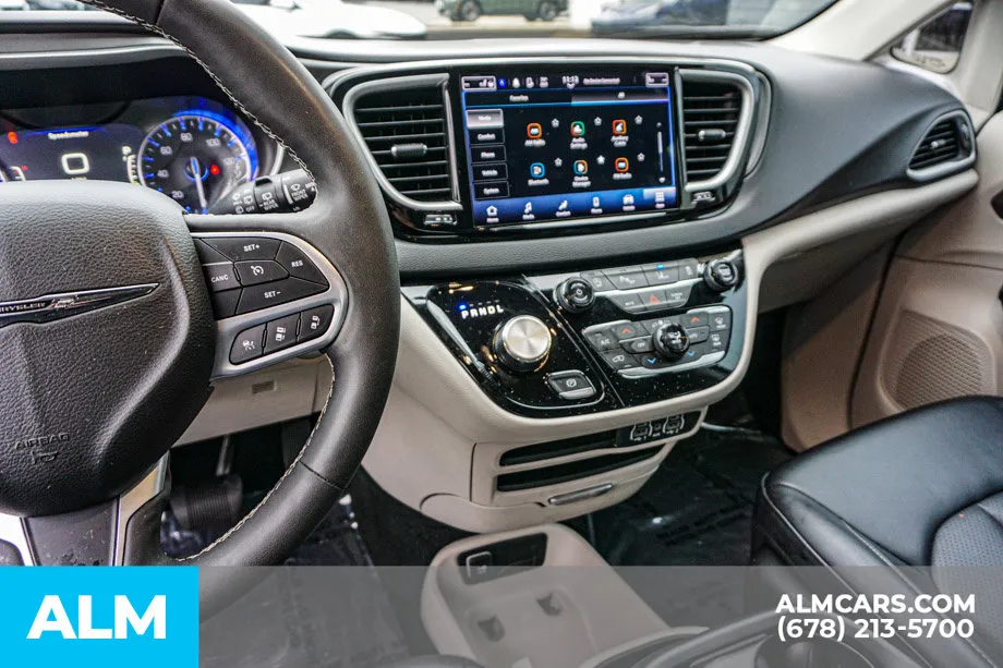 2024 Chrysler Pacifica Touring L - Photo 39