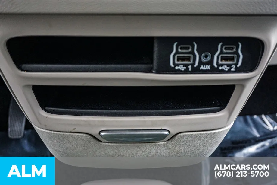 2024 Chrysler Pacifica Touring L - Photo 49