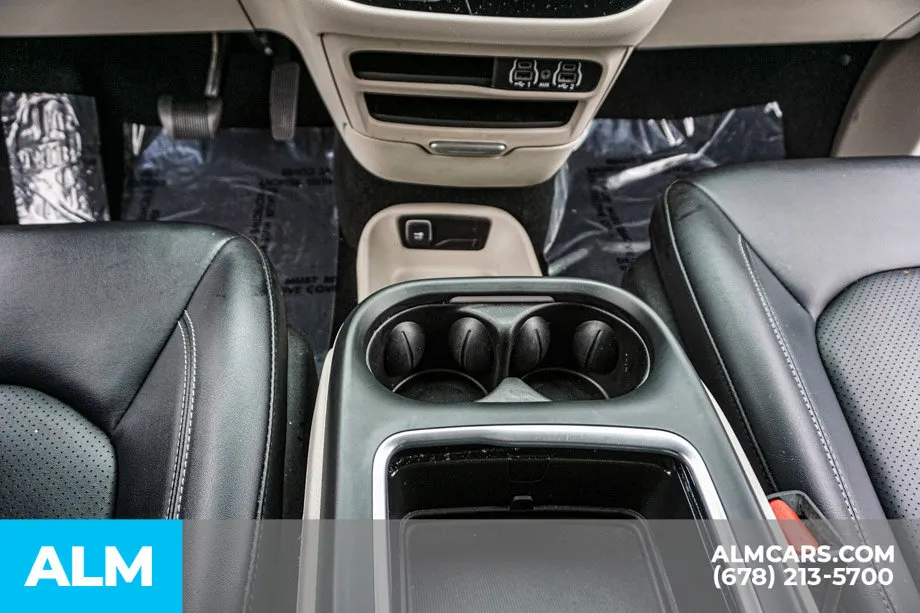 2024 Chrysler Pacifica Touring L - Photo 47