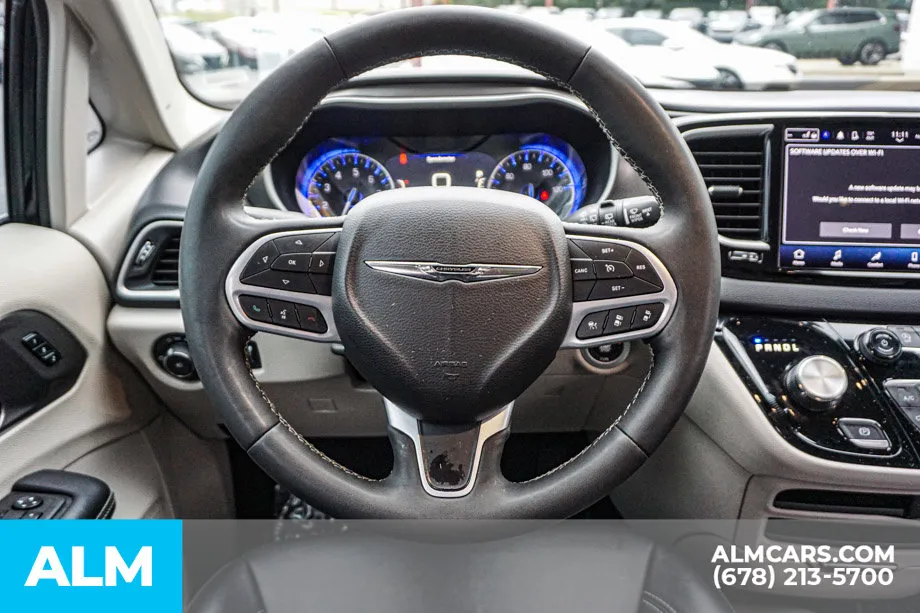 2024 Chrysler Pacifica Touring L - Photo 29