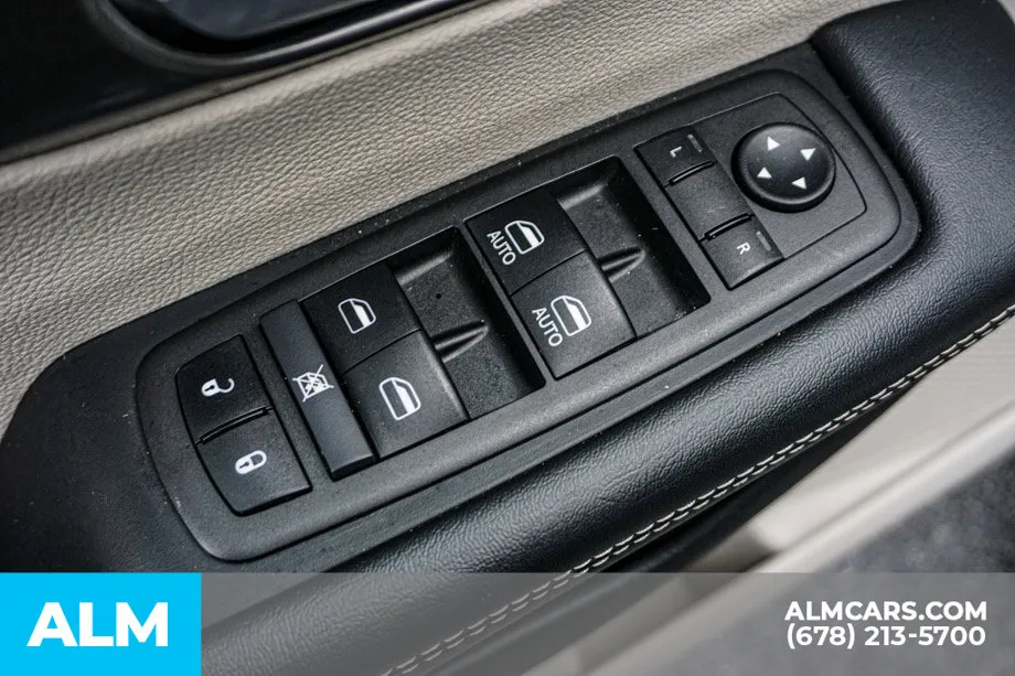2024 Chrysler Pacifica Touring L - Photo 54
