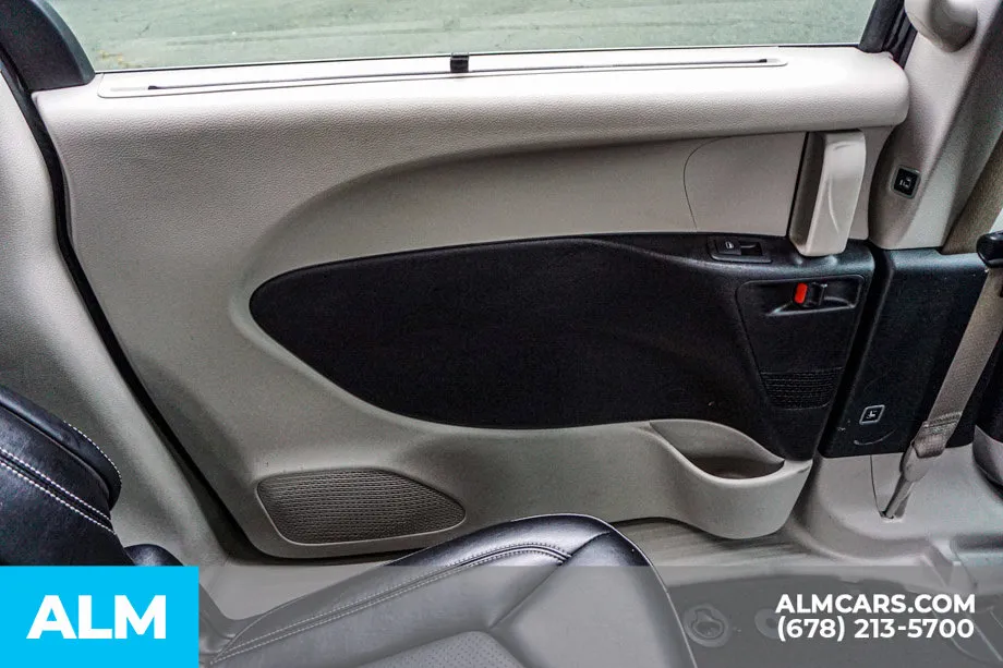 2024 Chrysler Pacifica Touring L - Photo 34