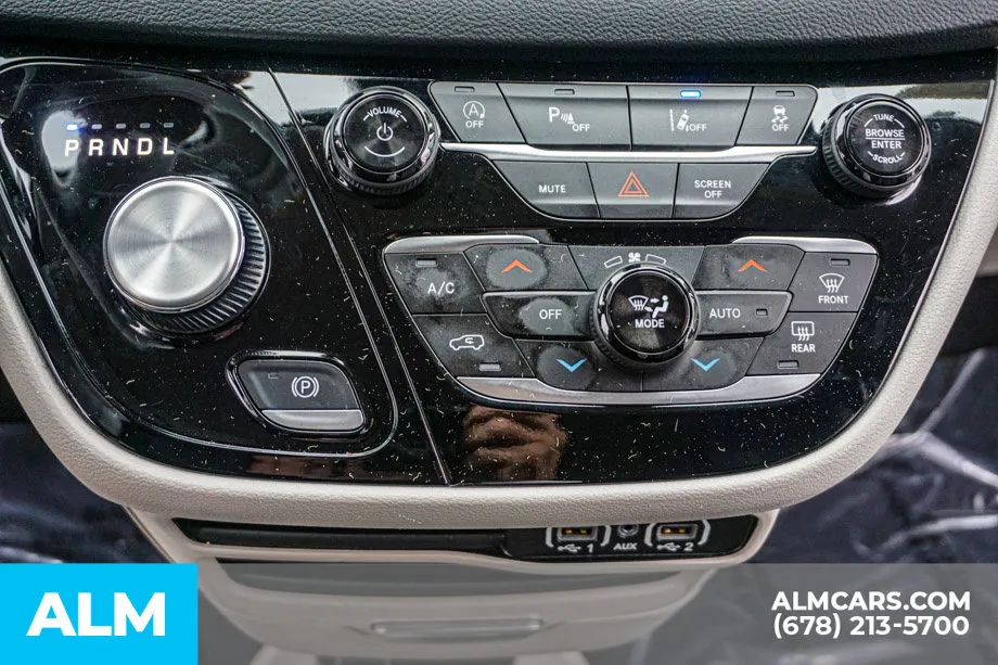 2024 Chrysler Pacifica Touring L - Photo 48