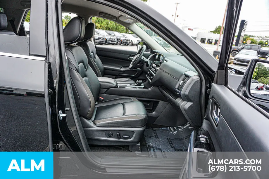 2025 Nissan Pathfinder SL - Photo 24
