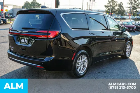 More photos of 2024 Chrysler Pacifica Touring L at ALM Kennesaw, GA