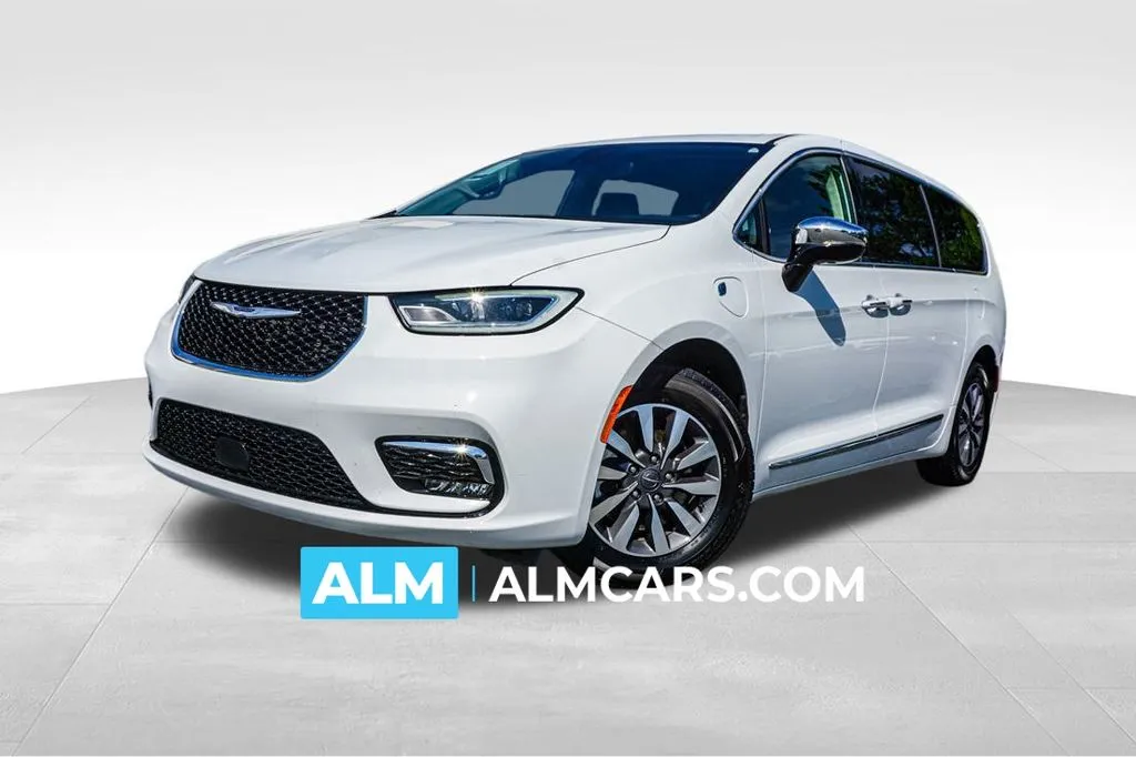 White 2023 Chrysler Pacifica Hybrid Limited for sale in Kennesaw, GA