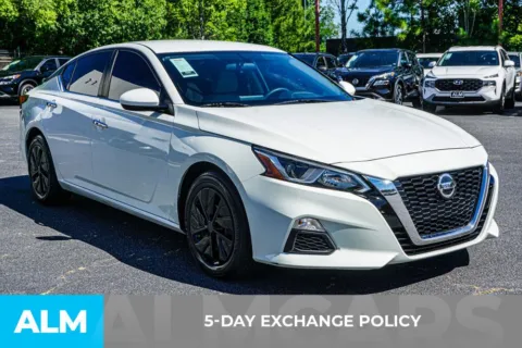 More photos of 2020 Nissan Altima 2.5 S at ALM Kennesaw, GA