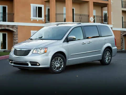 White 2012 Chrysler Town & Country Touring for sale in Kennesaw, GA