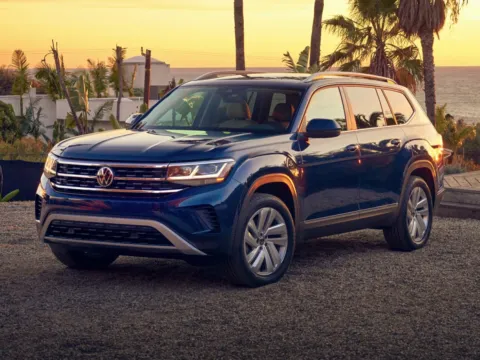 White 2021 Volkswagen Atlas 3.6L V6 SE w/Technology R-Line for sale in Kennesaw, GA