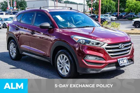 More photos of 2016 Hyundai Tucson SE at ALM Kennesaw, GA