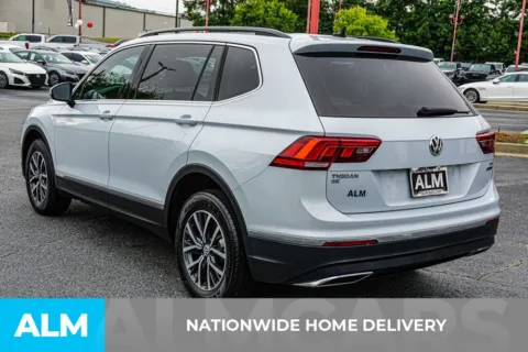 More photos of 2018 Volkswagen Tiguan 2.0T SE at ALM Kennesaw, GA