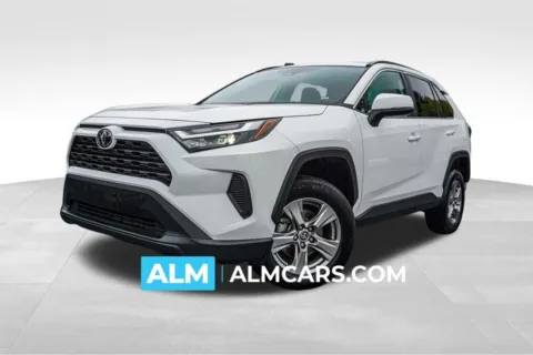 White 2024 Toyota RAV4 XLE for sale in Kennesaw, GA