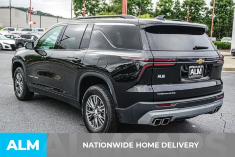 More photos of 2024 Chevrolet Traverse LT at ALM Kennesaw, GA