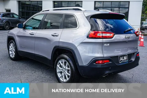 More photos of 2017 Jeep Cherokee Latitude at ALM Kennesaw, GA