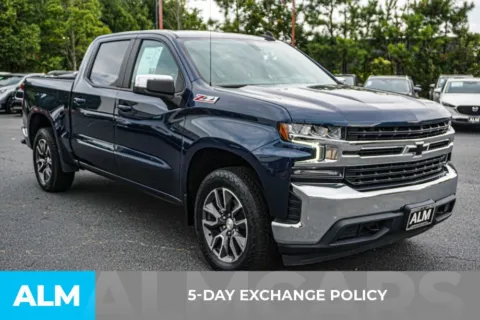 More photos of 2022 Chevrolet Silverado 1500 LTD LT at ALM Kennesaw, GA
