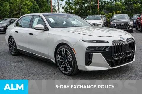 More photos of 2025 BMW i7 eDrive50 at ALM Kennesaw, GA