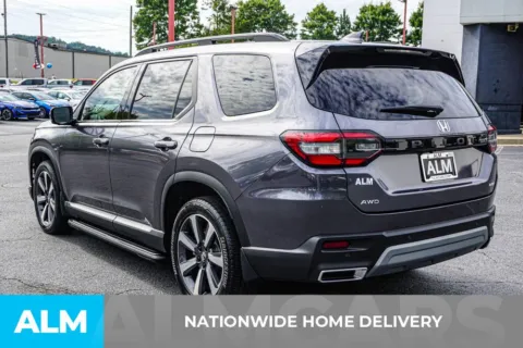 More photos of 2023 Honda Pilot Elite at ALM Kennesaw, GA