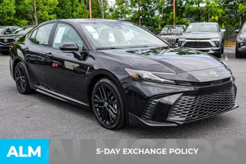 More photos of 2025 Toyota Camry SE at ALM Kennesaw, GA