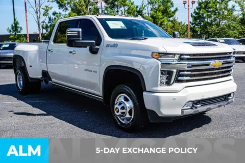 More photos of 2022 Chevrolet Silverado 3500HD High Country at ALM Kennesaw, GA