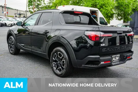 More photos of 2023 Hyundai Santa Cruz SEL Premium at ALM Kennesaw, GA