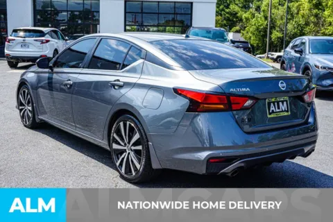 More photos of 2020 Nissan Altima 2.5 SR at ALM Kennesaw, GA