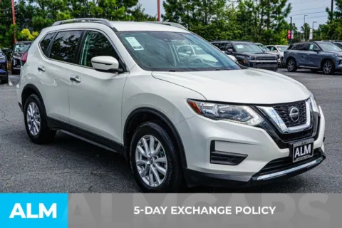 More photos of 2019 Nissan Rogue SV at ALM Kennesaw, GA